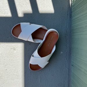 London rag, white cross strap leather sandal, size 8